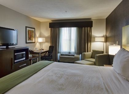 Holiday Inn Express & Suites Sidney