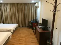 โรงแรมจวินเยว่ - สัตว์เลี้ยง