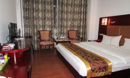 Suitetrails - Furong Business Hotel