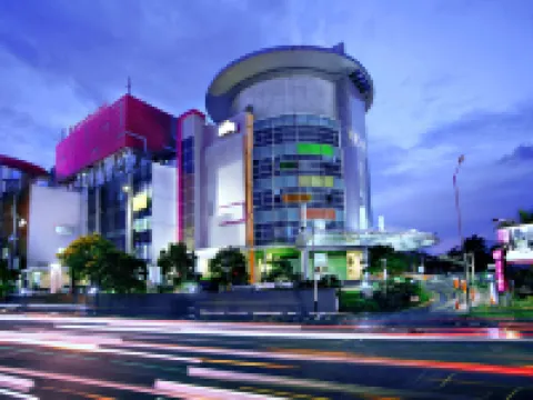favehotel Pluit Junction Hotel dekat Dermaga Muara Angke
