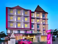 favehotel Sunset Seminyak Hotel dekat Jalan Oberoi