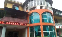 Dujiangyan Palm Flower Hotel Hotel in zona Longchixiang Village Passenger Transport Terminal