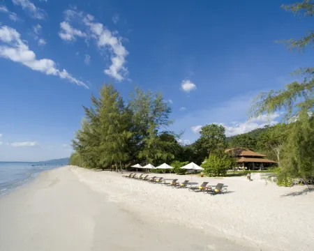 เซ็นทาราชานทะเลรีสอร์ทและวิลลา ตราด โรงแรมในตราด