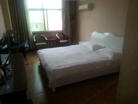 Lingbao Qingya Express Hotel Отели в г. Линбао