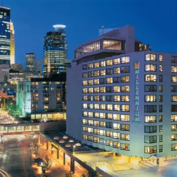 Sheraton Minneapolis Downtown Convention Center Hotels near Modist Brewing