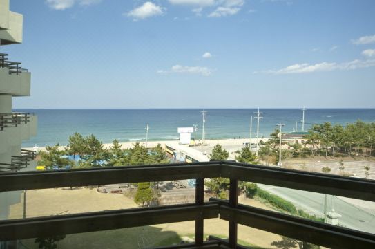 4. 베니키아 호텔 ..