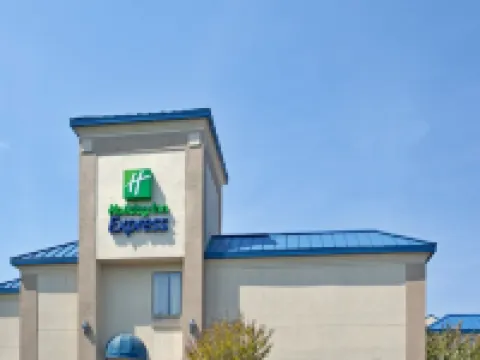Quality Inn & Suites Clemmons I-40 Hotels in Forsyth County