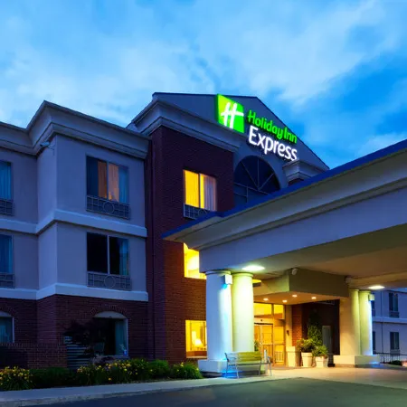 Triple Play Resort Hotel & Suites