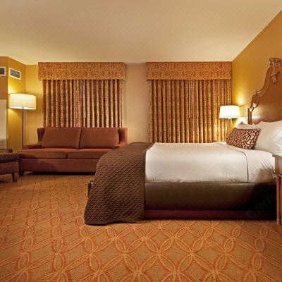 Executive Tower Premium King Room InterContinental Chicago Magnificent Mile, an IHG Hotel Promo Code