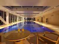 南京怡华酒店 - 室内游泳池