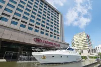 Crowne Plaza Shanghai Noah Square Hotel a Shanghai