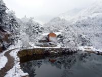 天柱山卧龙山庄 - 酒店外部