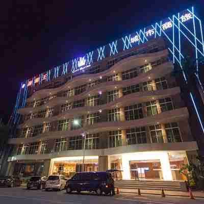 城市商旅 高雄真愛館 Hotel Exterior