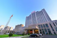 Shenghe Regent Hotel Hotels near Changshe Commercial Pedestrian Street (West to Changge Bureau of Commerce)