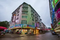 Weiwei Hotel - 2-Star