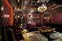 Xindao International Hotel - 5 stjerner