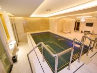 宜昌馨岛国际酒店 - 室内游泳池