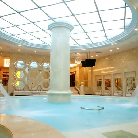 Shuntianhe Hostel (Branch Shop)