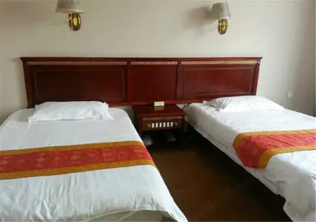 Qinglin Hotel Отели рядом с достопримечательностью «Qinggeli Wolf Mountain Scenic Area»
