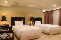 Shihzuwan Hotel (Kaohsiung Station) Hotels in Kaohsiung