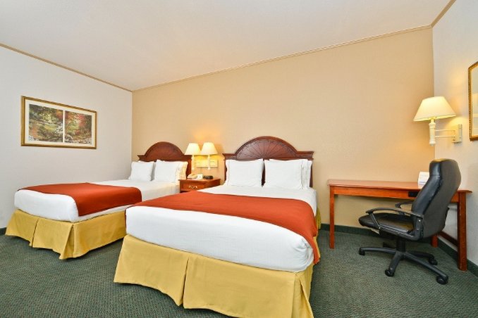 Holiday Inn Express Hotel & Suites Tacoma South - Lakewood, an Ihg Hotel