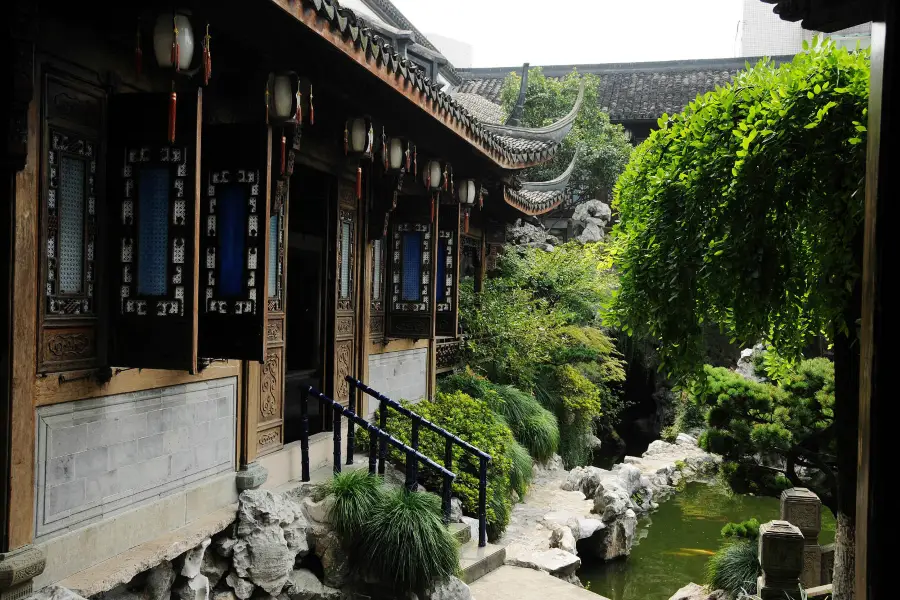 Hu Xueyan's Former Residence