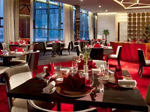 Bai Yun (Banyan Tree Tianjin Riverside)