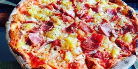 Giuseppe Pizzeria and Sicilian Roast