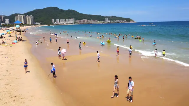 Beachcombing in Hailing Island
