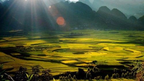 Lijiang to Xingyi Flights
