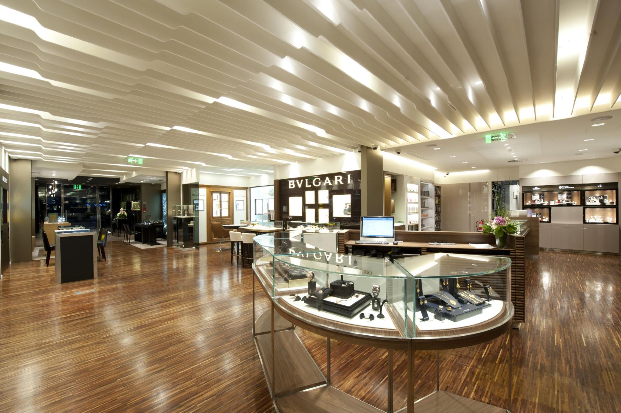 里斯本奧萊打折村+購物一日遊【無憂購物+中文包車】