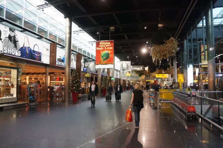 Amsterdam Schiphol Airport1