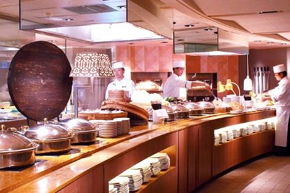 Far East Café (Shangri-La Far East Plaza Hotel)