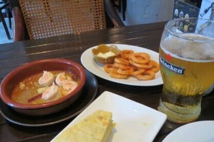 Cool Breeze Cafe Bar