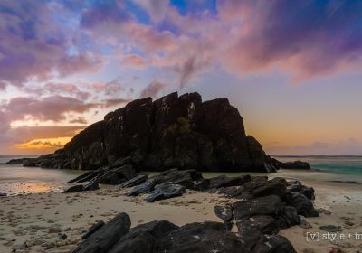 Black Rock Beach and Nikao Social Centre