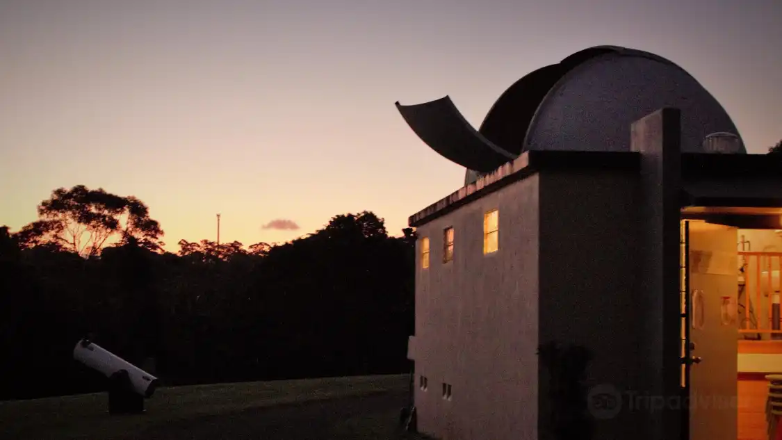 Hotel dekat Mapleton Observatory