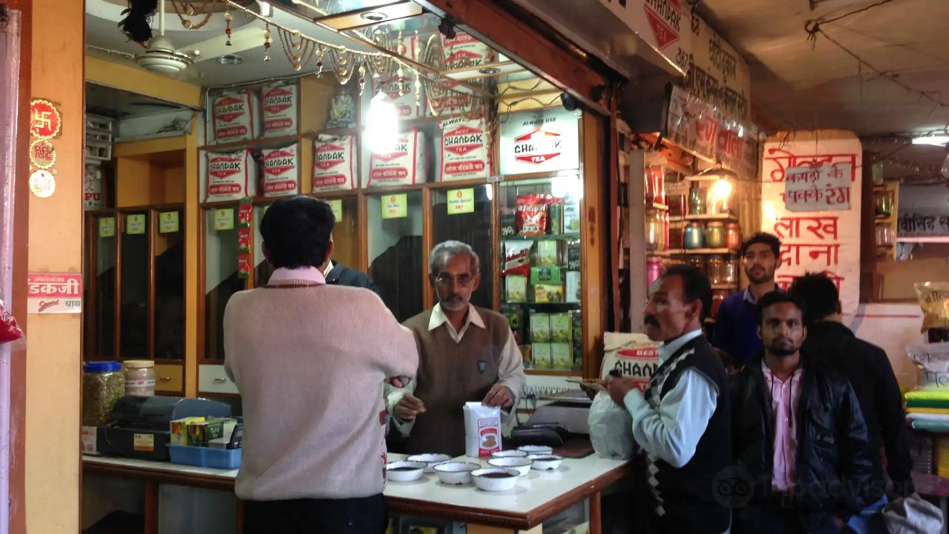 Hotels near Johari Bazar