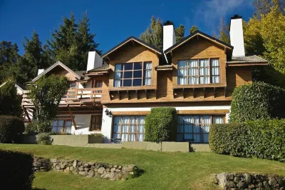 Pailahue Cabañas Lodge Hotel di 