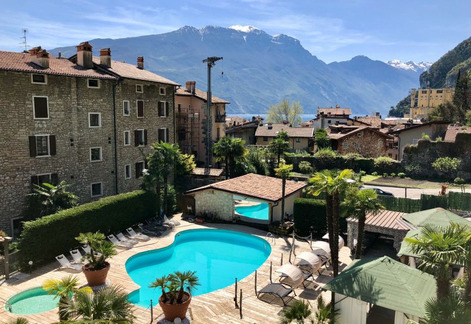 Hotel Canarino - Évaluations de l'hôtel 3 étoiles à Riva del Garda