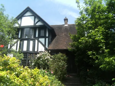 聖史蒂芬旅館 鄰近The Deep Blue的酒店