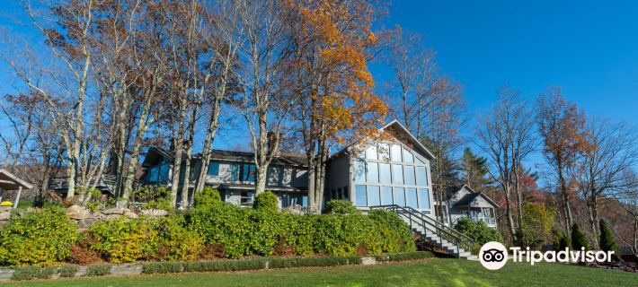 Inn at Crestwood Hotels in Watauga County