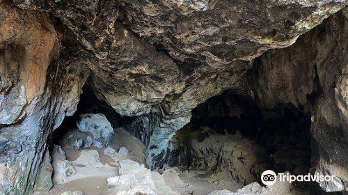 Kaneana Cave (Makua Cave)