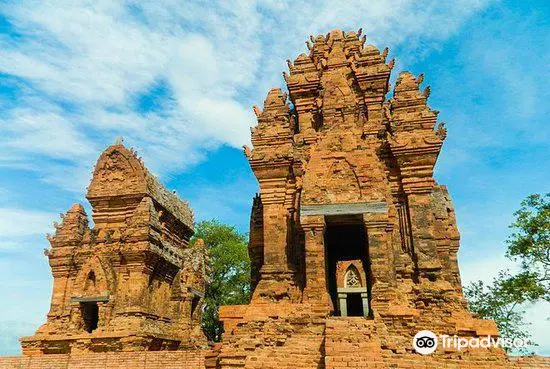 Po Klong Garai Cham Temple Towers