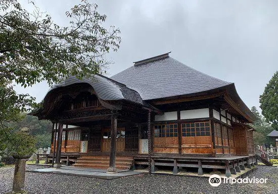 叶山 三寶院 願成寺（會津大佛）