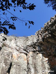 Salitre Grotto