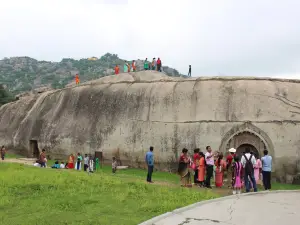 Cuevas de Barabar