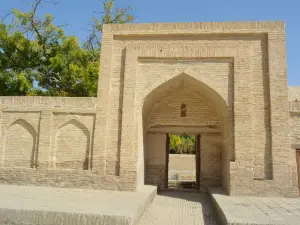 Chor Bakr Memorial Complex
