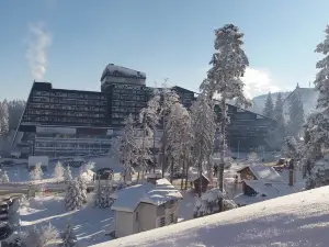 The Lodge Hotel