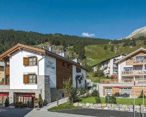 Hotelino Petit Chalet Hotels in Celerina/Schlarigna