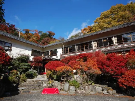 Seifurou Отели рядом с достопримечательностью «Yoro Park»